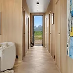 New! High End Lofoten 6 Vakantiehuis Lyngværet