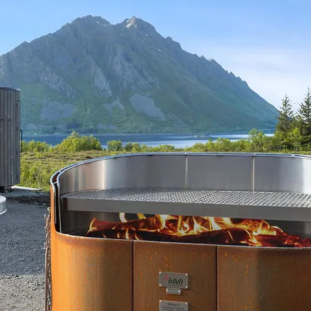 New! High End Lofoten 6 Lyngværet