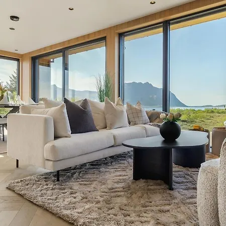 New! High End Lofoten 6 Semesterbostad Lyngværet